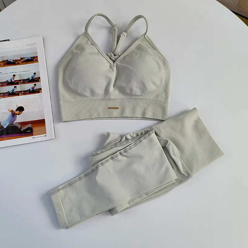 Ensemble "Aura" : Duo Legging & Brassière Sans Couture