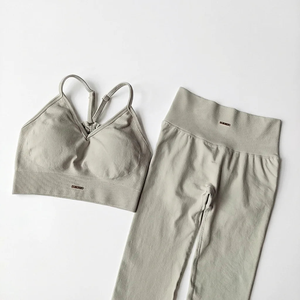 Ensemble "Aura" : Duo Legging & Brassière Sans Couture